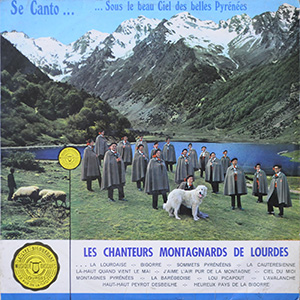 Couverture de l'album : chanteurs dans les montagnes